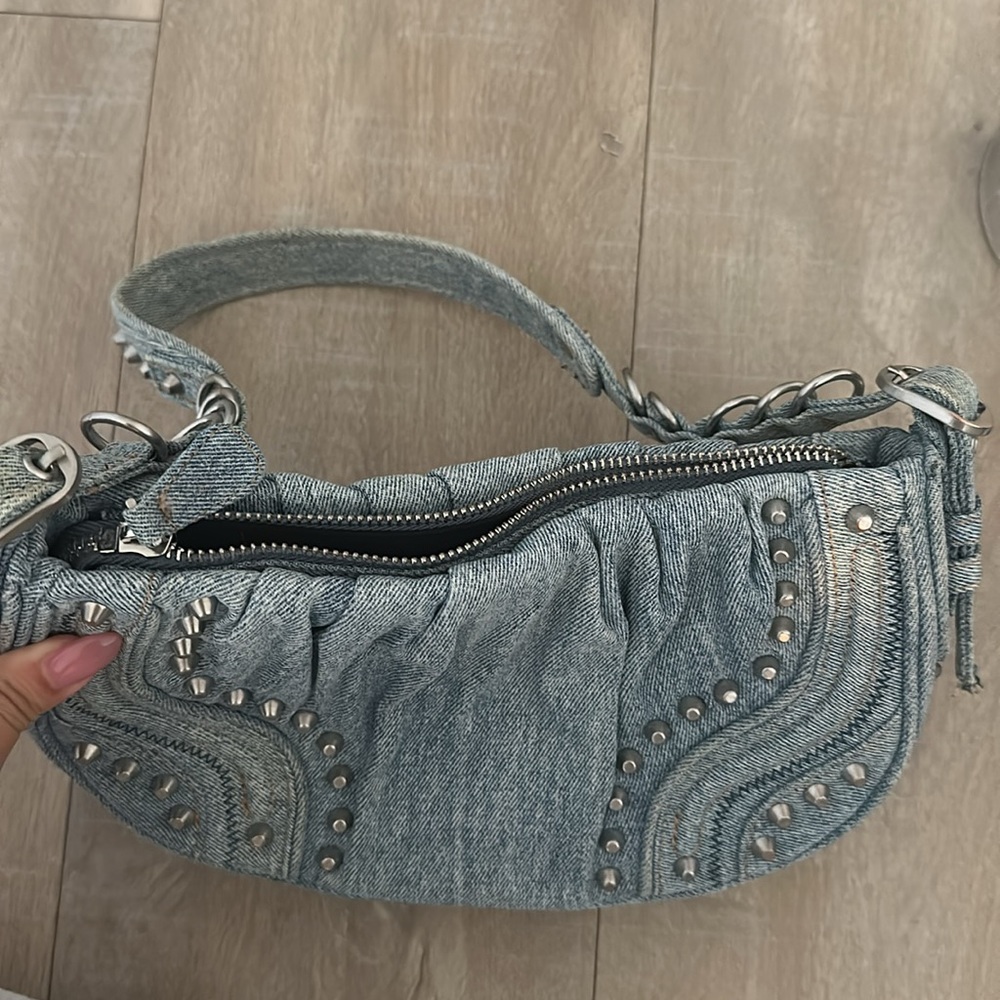 ZARA BAGS $29 - Picture 5 of 7